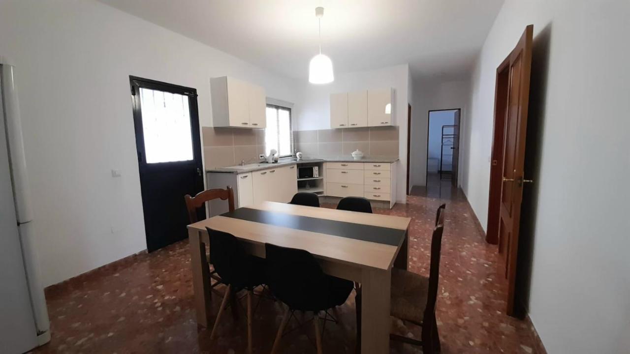 Casa Rural Dona Catalina ฮิเมนา เด ลา ฟรอนเตรา ภายนอก รูปภาพ