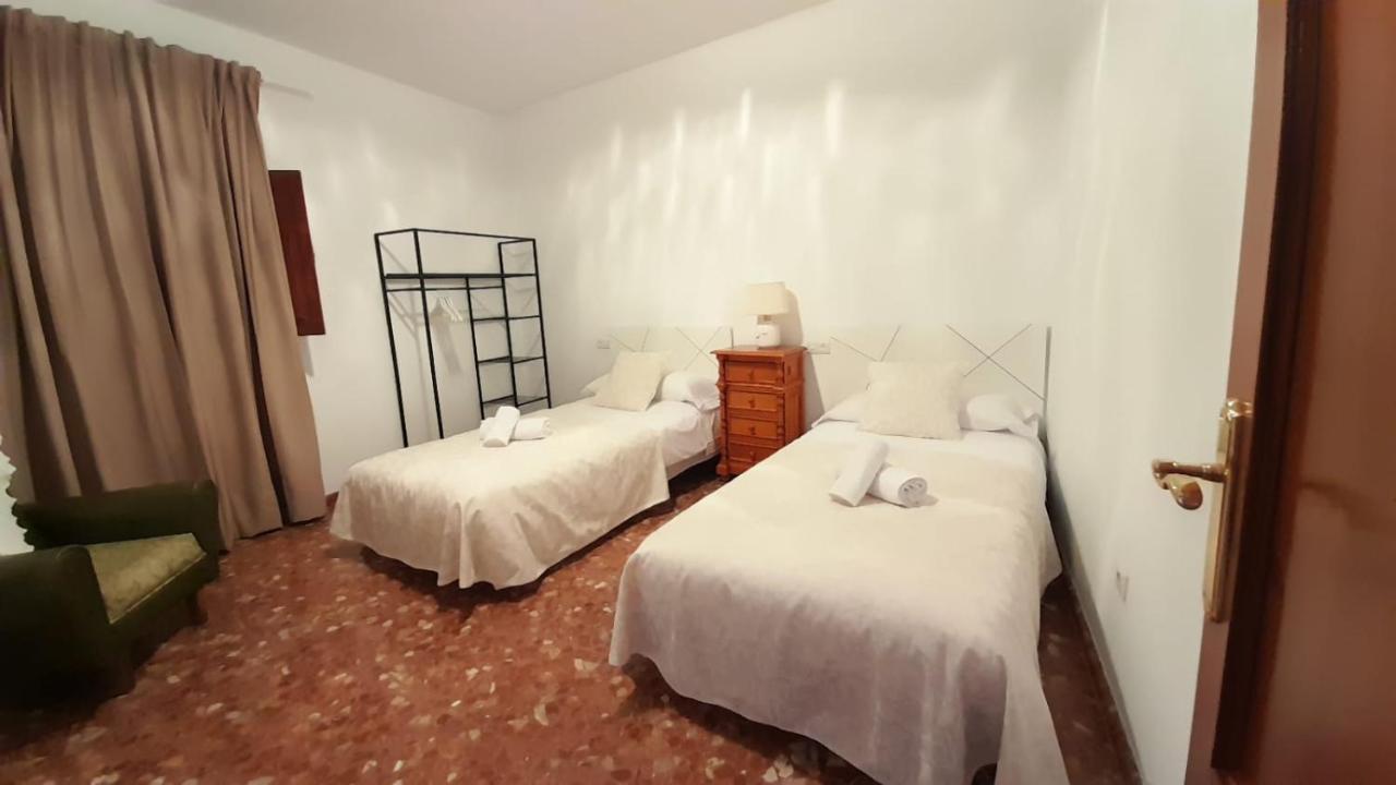 Casa Rural Dona Catalina ฮิเมนา เด ลา ฟรอนเตรา ภายนอก รูปภาพ