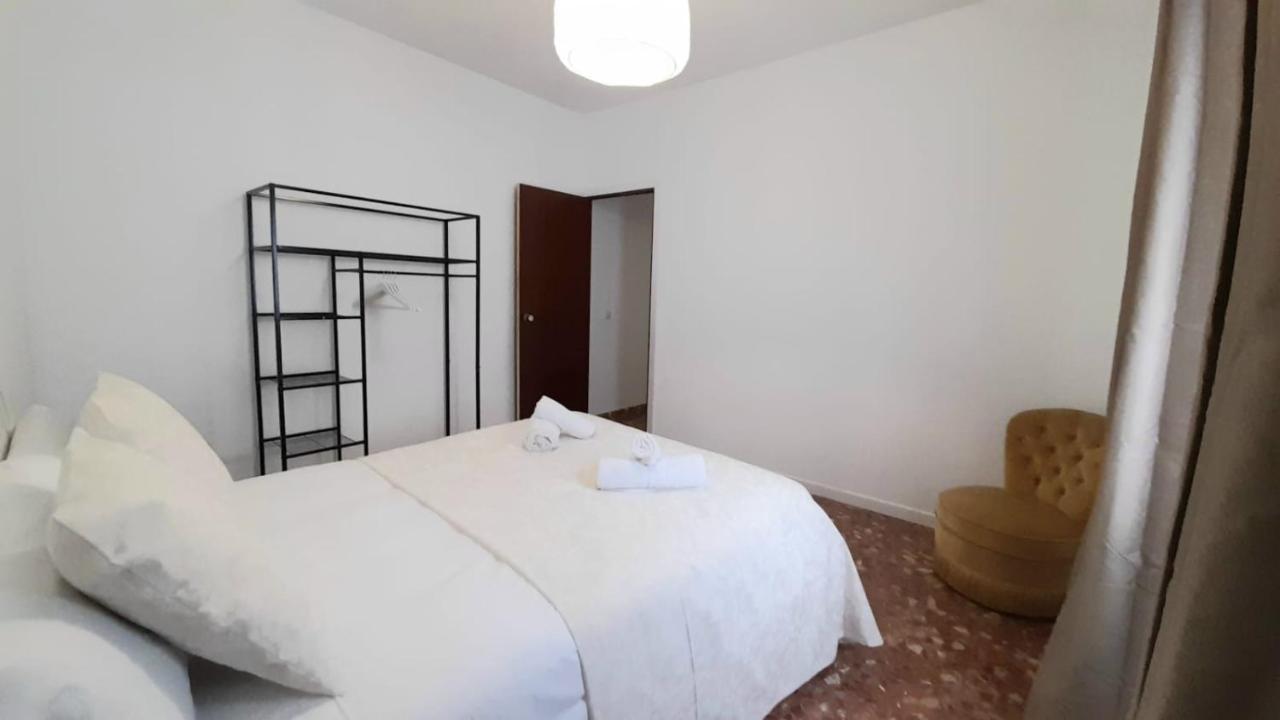 Casa Rural Dona Catalina ฮิเมนา เด ลา ฟรอนเตรา ภายนอก รูปภาพ