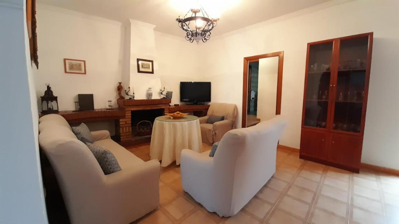 Casa Rural Dona Catalina ฮิเมนา เด ลา ฟรอนเตรา ภายนอก รูปภาพ