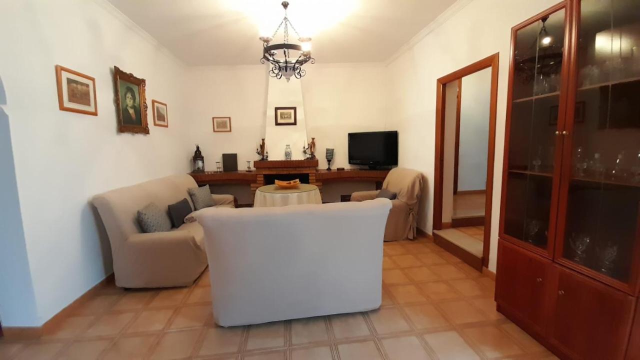 Casa Rural Dona Catalina ฮิเมนา เด ลา ฟรอนเตรา ภายนอก รูปภาพ