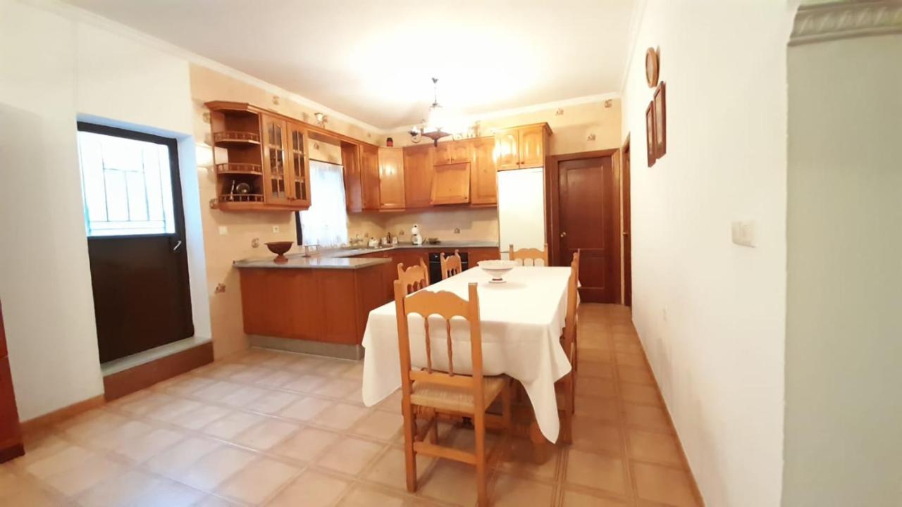 Casa Rural Dona Catalina ฮิเมนา เด ลา ฟรอนเตรา ภายนอก รูปภาพ