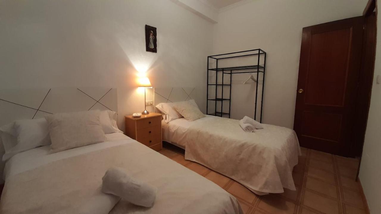 Casa Rural Dona Catalina ฮิเมนา เด ลา ฟรอนเตรา ภายนอก รูปภาพ
